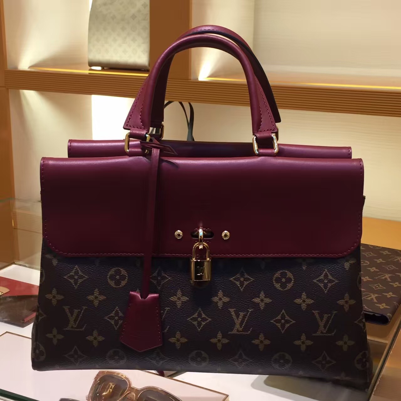 Louis Vuitton Monogram Venus Bag M42413 Raisin